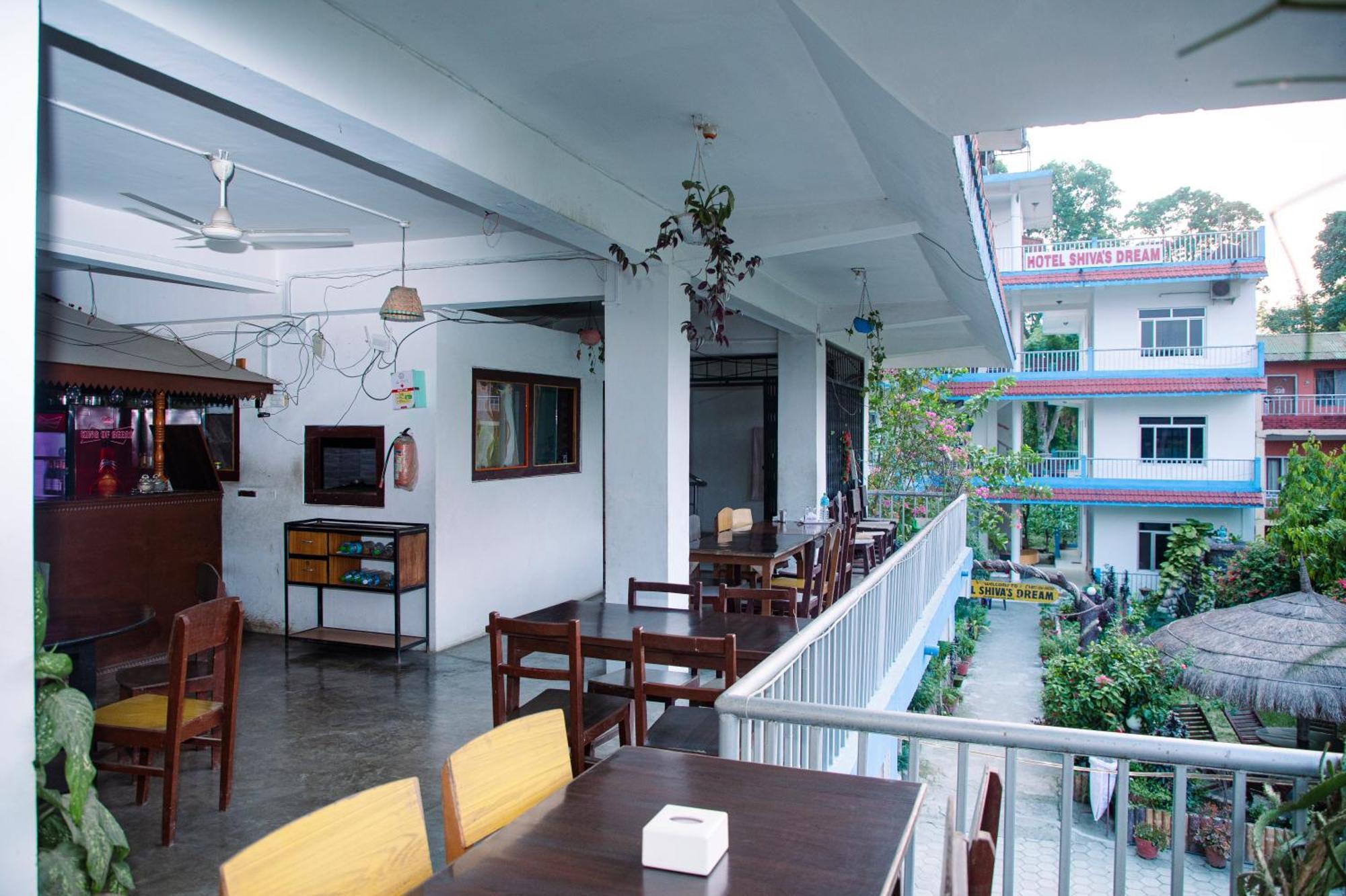 Hotel Shiva'S Dream Sauraha Exteriér fotografie