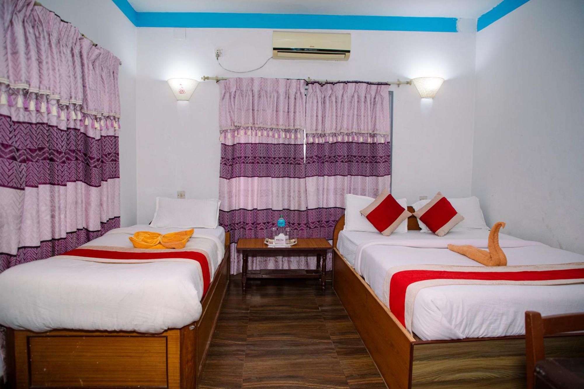 Hotel Shiva'S Dream Sauraha Exteriér fotografie