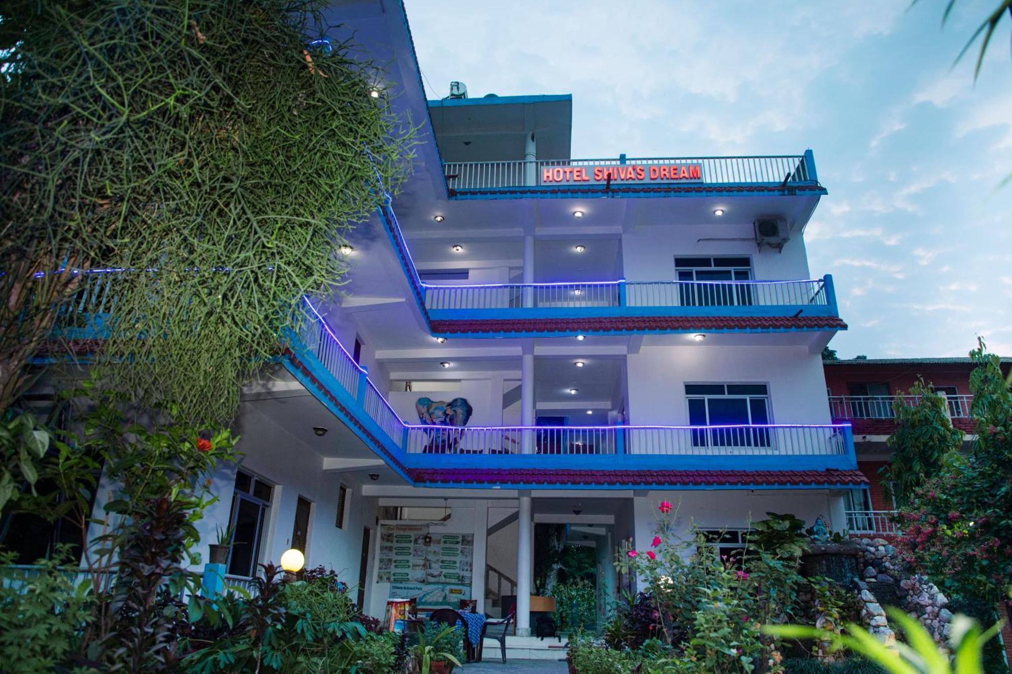Hotel Shiva'S Dream Sauraha Exteriér fotografie